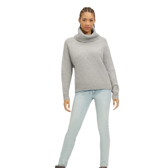 UGG Lylah Slouchy Rollneck Sweater Metallic, Fall, Winter, Cozy, Light Blue, L - Picture 5 of 10